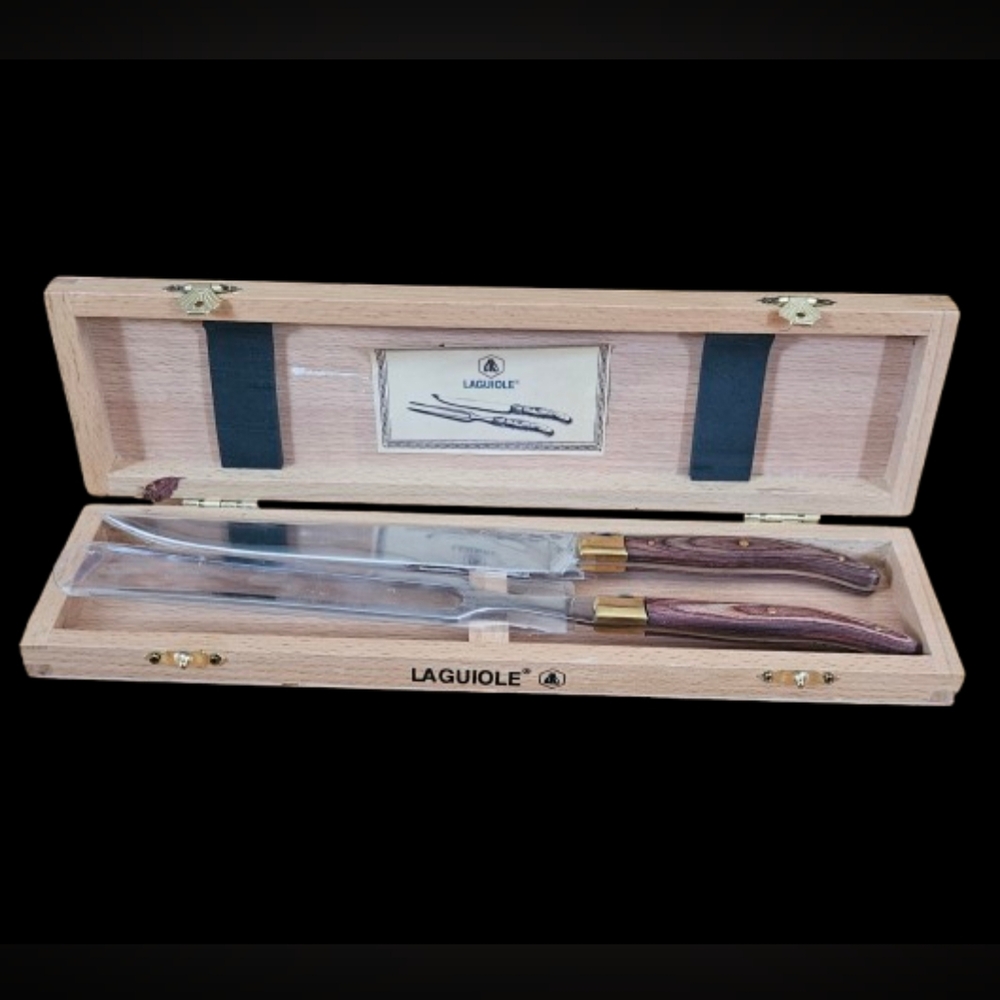 NWOT Laguiole Tradition Carving Knife & Fork Set